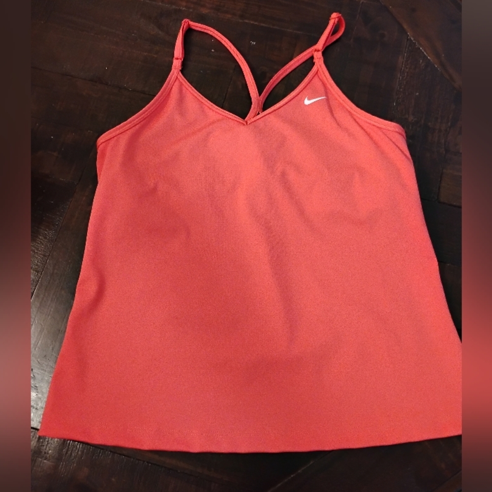 Nike DriFit Top